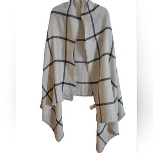 H & M Cream And Black Shawl Acrylic